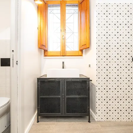 Domu Restituta - Stylish Flat In Old Town Apartman Cagliari