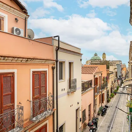 Domu Restituta - Stylish Flat In Old Town * קליארי